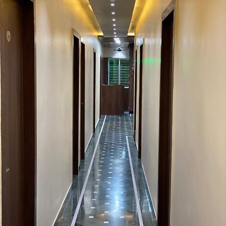 Shivam Hotels Kolkata Luaran gambar