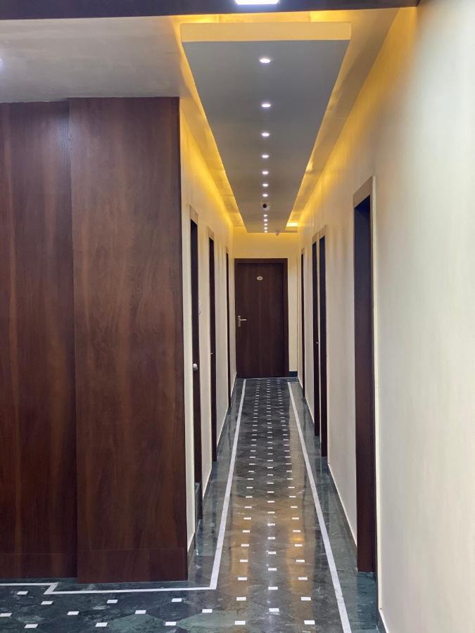 Shivam Hotels Kolkata Luaran gambar