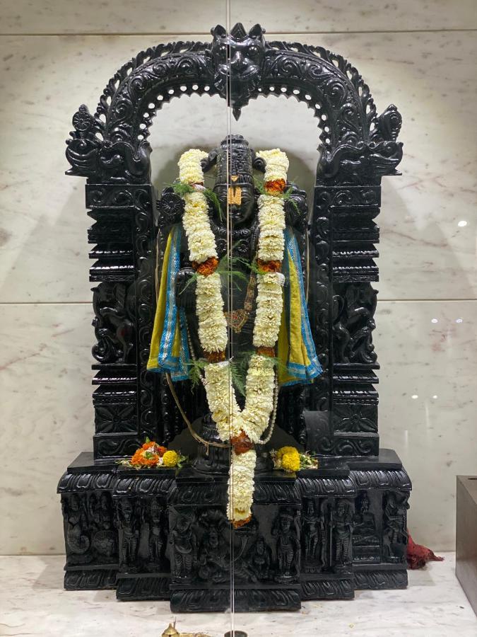 Shivam Hotels Kolkata Luaran gambar
